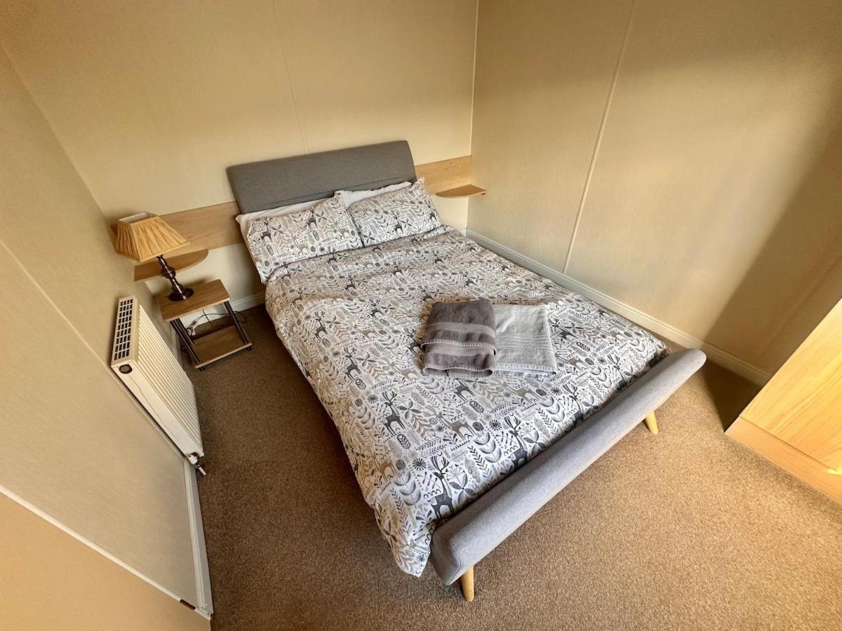 Two Bedroom Willerby Parkhome In Uddingston, Glasgow Esterno foto